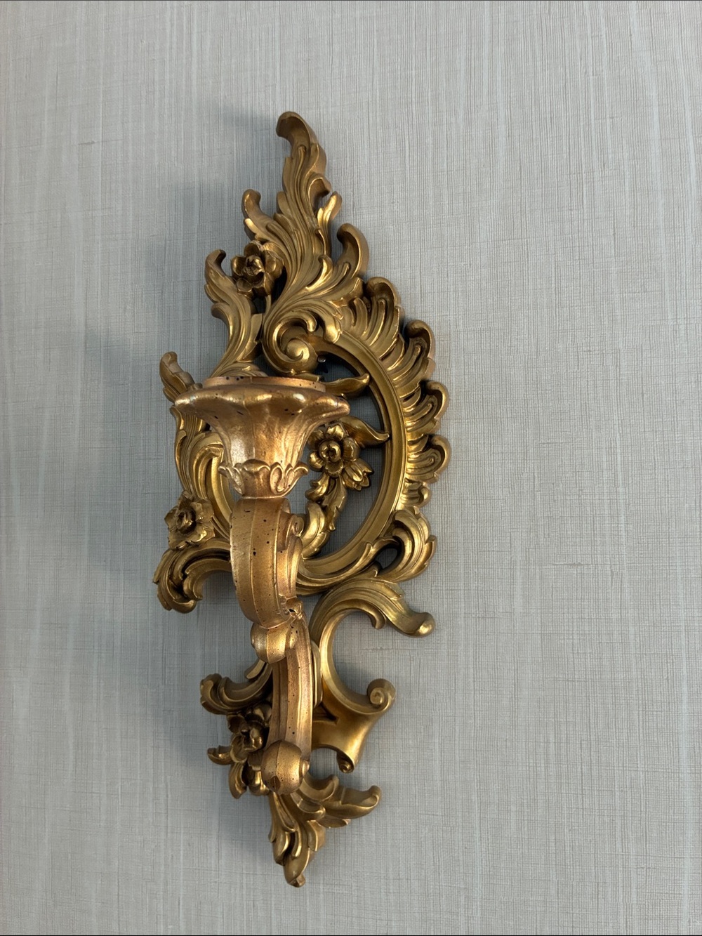 Vintage Syroco Gold Resin Wall Sconce Hollywood Regency